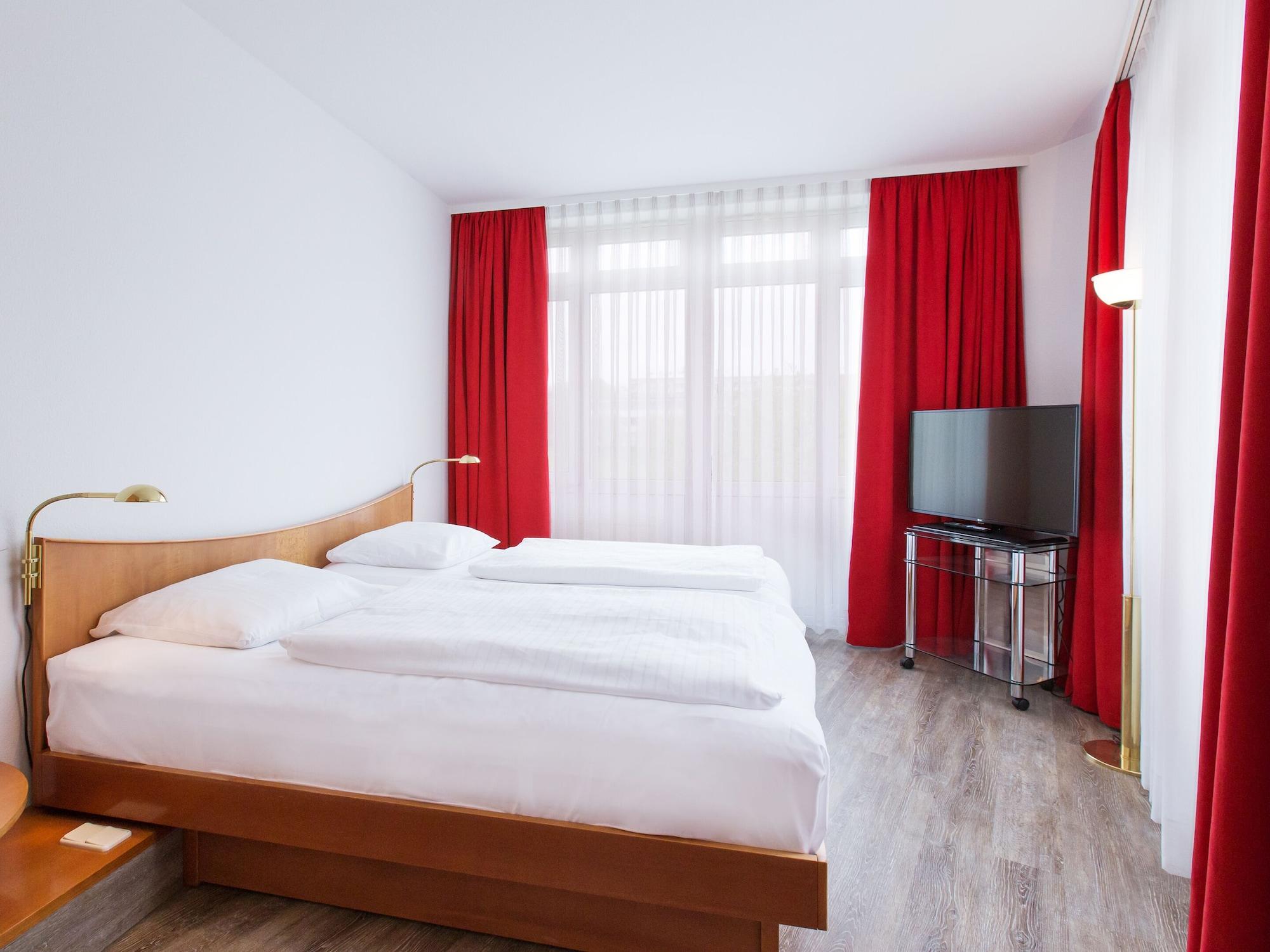 Dormero Hotel Dresden Airport Bagian luar foto
