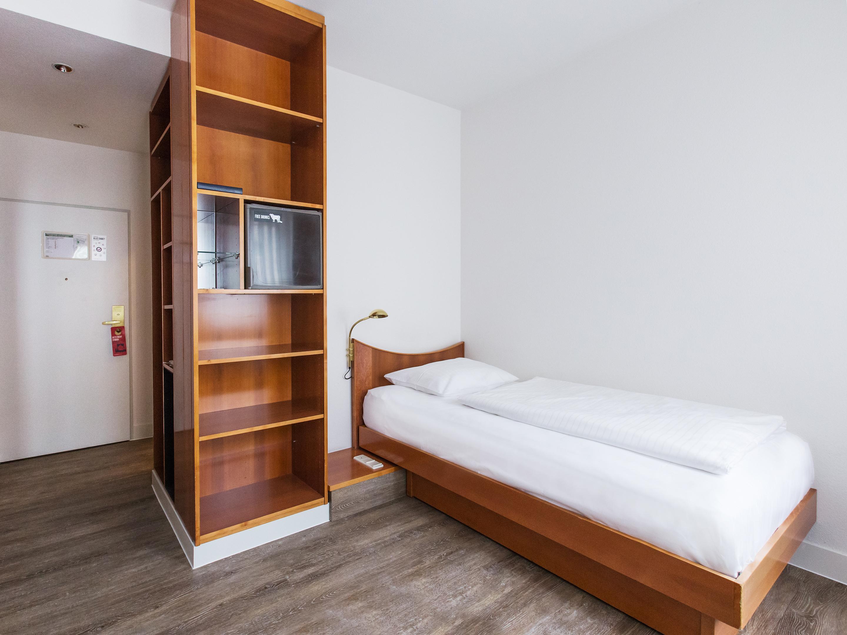 Dormero Hotel Dresden Airport Bagian luar foto