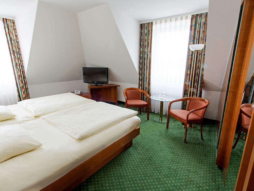 Dormero Hotel Dresden Airport Bagian luar foto