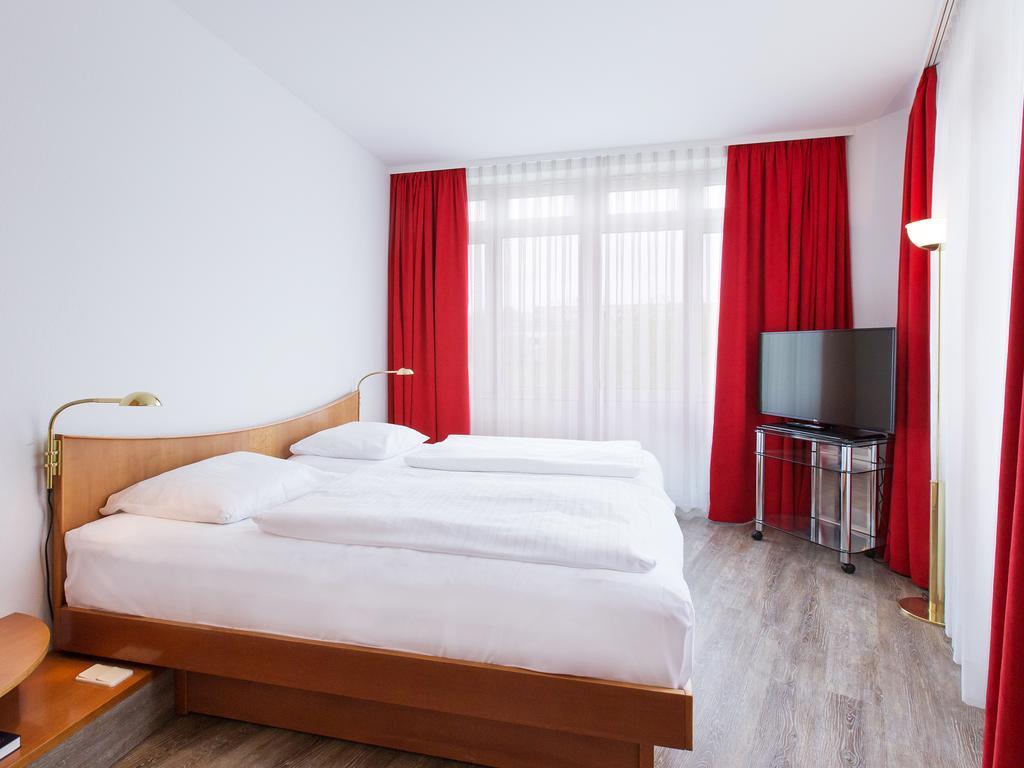 Dormero Hotel Dresden Airport Bagian luar foto