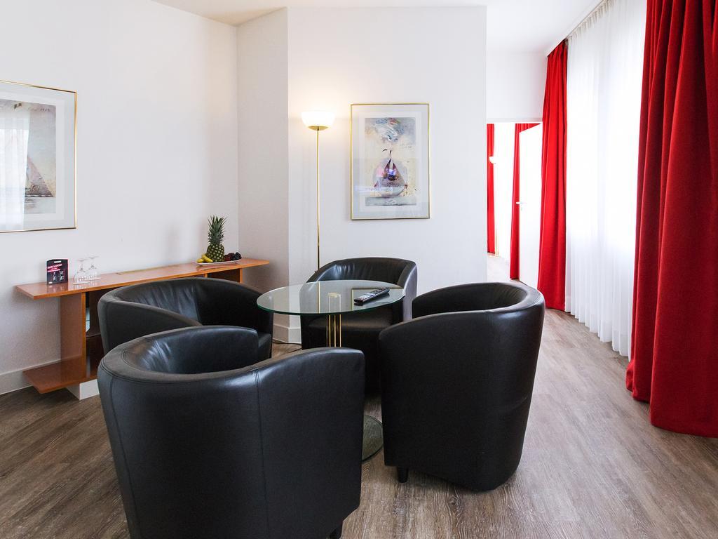 Dormero Hotel Dresden Airport Bagian luar foto